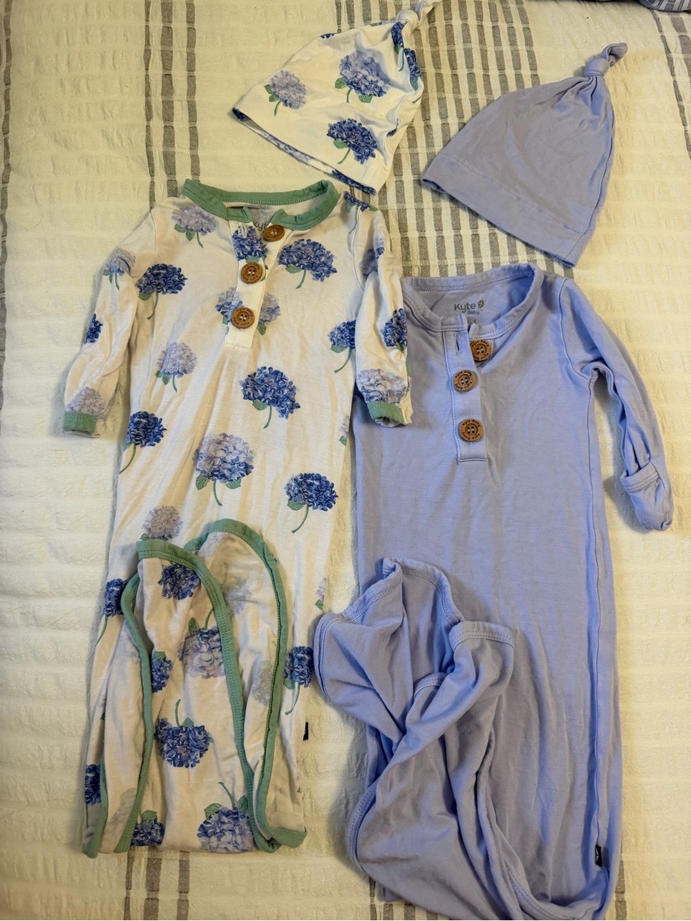 Kyte BABY Hydrangea Floral & Lilac Infant Gowns and Hats
